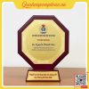 Biểu Trưng Vinh Danh Phó Chủ Tịch Công Đoàn 1 Biểu trưng gỗ đồng vinh danh Phó Chủ tịch Công đoàn