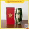 Bình Hoa Kỷ Niệm 10 Năm Thành Lập Công Đoàn EVNCENCO1 2 Bình hoa sứ kỷ niệm 10 năm thành lập Công đoàn EVNCENCO1, men xanh lục bảo, họa tiết hoa sen, thiết kế sang trọng, phù hợp quà tặng lưu niệm ngành điện