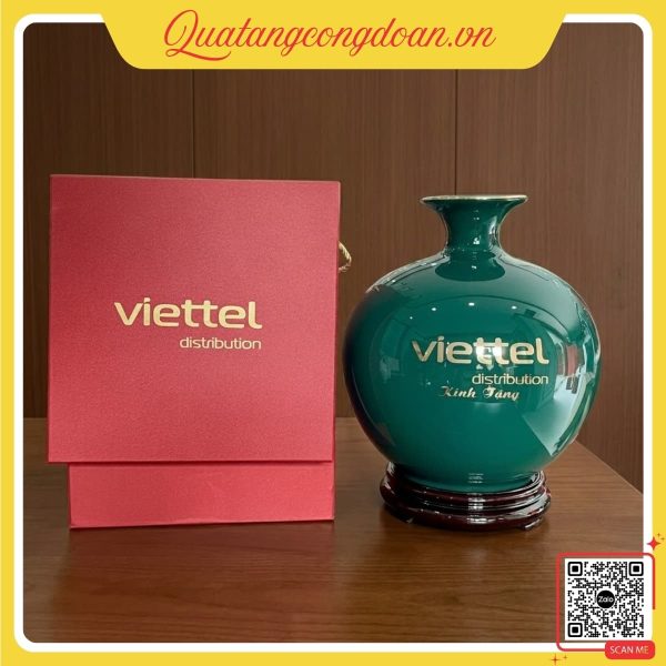 Bình hút lộc thuận buồm xuôi gió in logo Viettel màu xanh lục bảo, thiết kế phong thủy sang trọng, phù hợp quà tặng doanh nghiệp, đối tác và khách hàng VIP