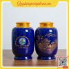 Hũ Đựng Trà Đại Hội Hội Doanh Nghiệp Huyện Sóc Sơn 2 Hũ trà gốm Bát Tràng xanh cobalt in logo Hội Doanh nghiệp Sóc Sơn, họa tiết Chùa Một Cột, thiết kế cao cấp, phù hợp quà tặng đại hội doanh nghiệp