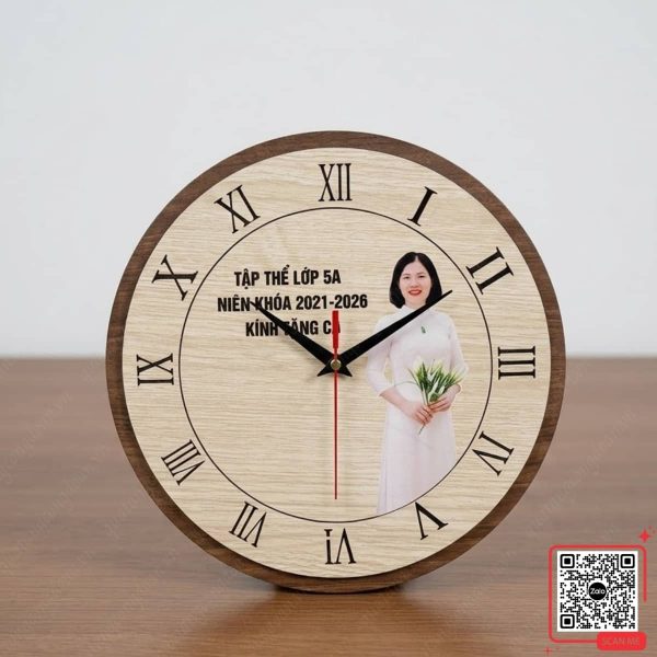 Đồng Hồ Treo Tường Gỗ In Ảnh Cô, Trò Cuối Cấp 3 Đồng hồ gỗ lưu niệm in ảnh lớp cuối cấp