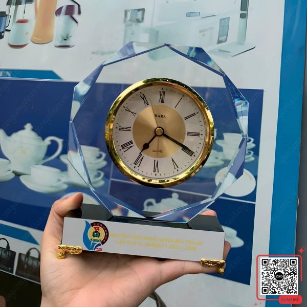 Đồng Hồ Để Bàn Đại Hội Công Đoàn Huyện Bắc Trà My 4 Đồng hồ in logo Đại hội Công đoàn huyện Bắc Trà My