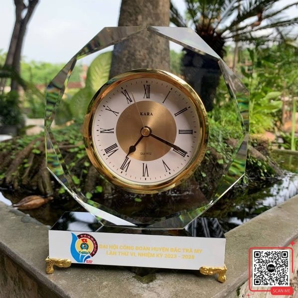 Đồng Hồ Để Bàn Đại Hội Công Đoàn Huyện Bắc Trà My 3 Đồng hồ lưu niệm Đại hội Công đoàn huyện Bắc Trà My nhiệm kỳ mới