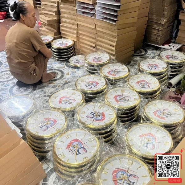 Đồng Hồ Kỷ Niệm 50 Năm Thành Lập Giáo Sứ Hồng Ân 5 Đồng hồ treo tường in logo kỷ niệm 50 năm Giáo xứ