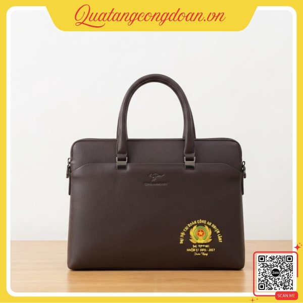 Cặp da Đại hội Chi bộ Công an xã Hưng Long